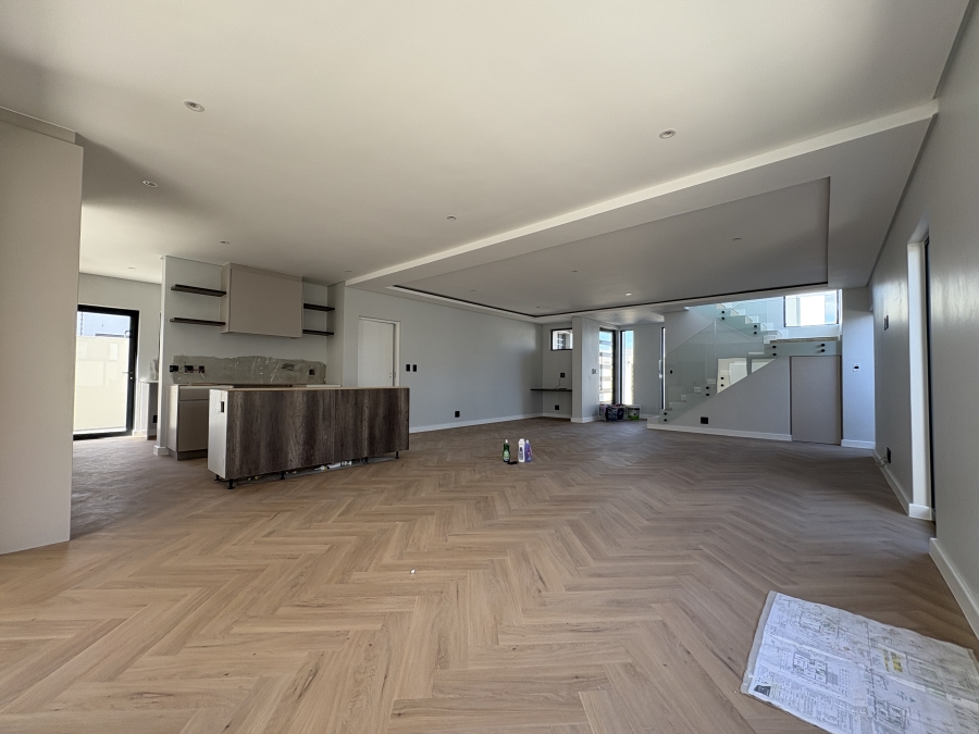 4 Bedroom Property for Sale in Sandown Western Cape